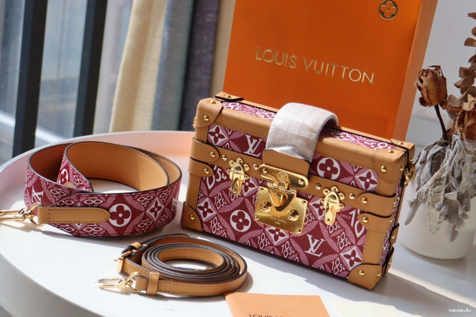 SINCE MALLE LOUIS VUITTON 1854 PETITE 0119